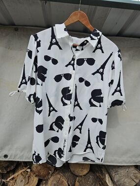 Karl Lagerfeld Paris B&W Icon Print Button-Up Top Profile Eiffel Tower Sz. Large